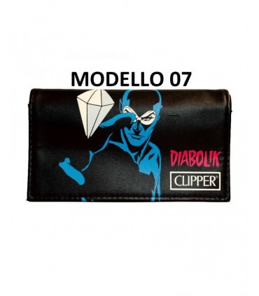 Bustina Porta Tabacco DIABOLIK 1 in ecopelle con chiusura calamitata expo da 10 pz. FIGURE assortite